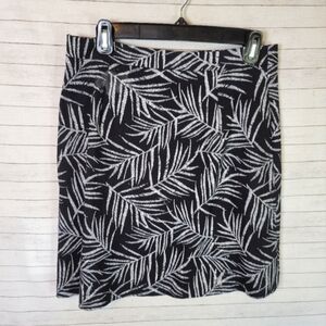 MARGARET M. TROPICAL PALM PRINT SKIRT, SZ SMALL